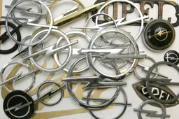 La storia del logo Opel e le sue trasformazioni