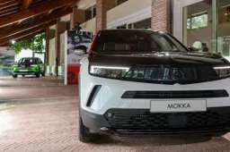 Nuovo Opel Mokka: com’è dal vivo il nuovo crossover termico ed elettrico