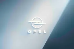 Nuovo logo Opel: il Blitz cambia forma così