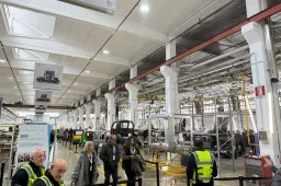 Nasce la fabbrica del futuro a Orbassano: Mole Urbana riporta il design italiano a costruire automobili