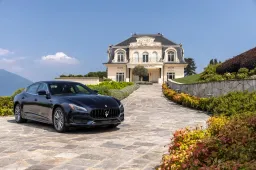 Maserati, l'addio alla Quattroporte (e al V8) con l'edizione speciale Grand Finale