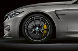 BMW M3 CS: la potenza della M3 non bastava