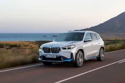 Dopo il teaser ufficiale sappiamo altro sulla BMW iX1