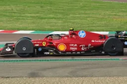 In Formula 1 spuntano i parafanghi per continuare a correre sotto la pioggia, ma c’è un problema