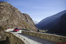 Tra relax e cultura: la Valle d’Aosta a bordo della Peugeot 3008 | Percorsi Italiani