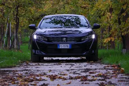 Tra borghi e vigneti: il Veneto a bordo della Peugeot 508 | Percorsi Italiani