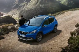 Peugeot 2008 Signature: ultima versione speciale prima del nuovo modello