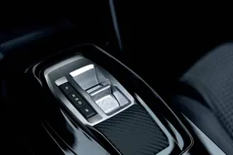 Nuovo cambio automatico Peugeot 208 e 2008: ecco cosa cambia