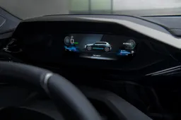 C’è TomTom dietro l’i-Cockpit evoluto di nuova Peugeot 308