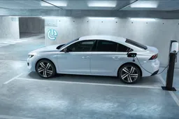 Peugeot 508 HYbrid | Focus tecnico