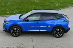 Peugeot protagonista con la gamma elettrificata al Roland Garros 2021