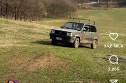 Il debutto di Roberto Baggio su Instagram, sulla Panda 4x4, è già virale