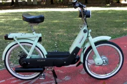 Se hai il mitico Ciao puoi trasformarlo in una e-bike: perché dovresti farlo?