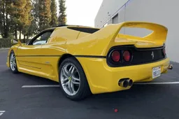 In vendita una Pontiac Fiero del 1985: è una "replica" della Ferrari F50