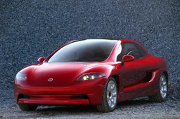 Porsche Karisma, la “Panamera” di Bertone 15 anni in anticipo