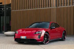 Porsche Taycan GTS: prova su strada, autonomia, CV, prezzo