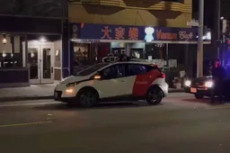 Prove di futuro: posto di blocco americano per un'auto a guida autonoma