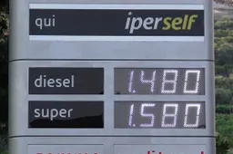 Rialzo prezzi benzina: la crisi in Arabia quanto pesa sulle nostre tasche?