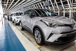 Coronavirus: Toyota sospende la produzione in Europa. Fermi 5 stabilimenti