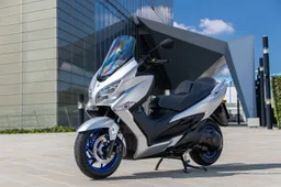 Prova Suzuki Burgman 400: la forza dell'esperienza