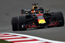 F1, GP Cina: Ricciardo regala a tutti una vittoria da cineteca