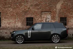 Range Rover elettrica: la vedremo entro la fine del 2023