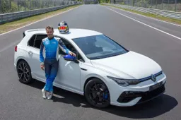 La Volkswagen Golf R 20 Years fa segnare il record del Nurburgring