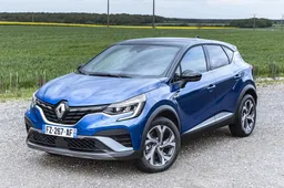 Renault Captur 2022: motori, tecnologia e prezzi