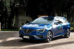 Renault Megane Sporter E-Tech: prova in anteprima, motore e prezzi