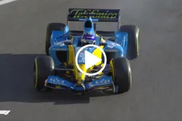 Fernando Alonso e l'urlo del V10 aspirato, in pista ad Abu Dhabi [VIDEO]