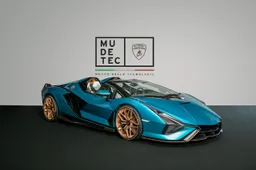 Il Museo Lamborghini riapre: ospite la nuova Siàn Roadster