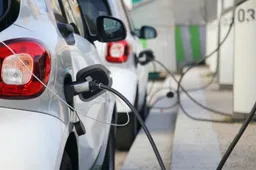 Incentivi auto elettriche 2022: il primo marzo è uscito il Decreto Legge
