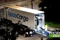 Cristiano Ronaldo porta via le sue auto da Torino: ecco il video