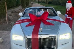 Georgina sorprende Cristiano Ronaldo con il regalo di Natale inaspettato