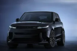Range Rover Sport SV Black: il SUV da 635 CV che si veste di nero