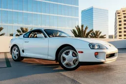 Toyota Supra: vendita record su eBay per un esemplare del ‘94