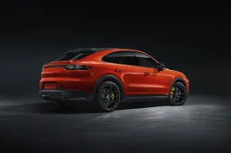 Porsche Cayenne Coupé: con la carrozzeria spiovente diventa la più sportiva di tutte