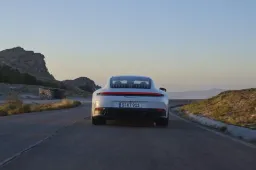 Porsche: allungata la vita dei motori termici