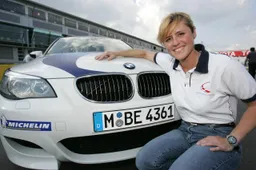 È morta Sabine Schmitz: addio alla pilota tedesca Regina del Nurburgring