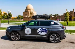 Sulle orme della Via della Seta - Giorno 11: Samarcanda accoglie la Peugeot Crew