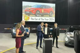 Renault Scenic elettrica è la Car of the Year 2024: la classifica completa