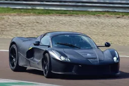 La prossima generazione dell’hypercar Ferrari comincia a svelarsi [VIDEO]