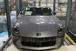 Sfuggite in rete le prime immagini della nuova Nissan 400Z [VIDEO]