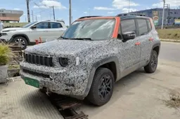 Nuovi avvistamenti per la Jeep Renegade 2022 [FOTO SPIA]
