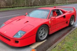 Ferrari F40 a rischio demolizione: il motivo è assurdo