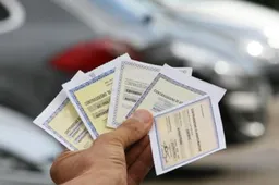 RC Auto, Codacons: “il Governo si inginocchia davanti allo strapotere delle assicurazioni”