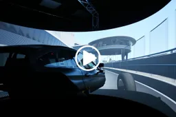 Jimmy Broadbent e il test al simulatore DTM: i consigli di un influencer delle corse sim [VIDEO]