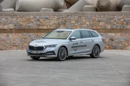 Covid-19: Skoda Auto dona 100 Octavia per contribuire alla lotta contro il virus
