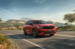 La Skoda Kodiaq RS 2025 ora ha 265 CV: è la più potente di sempre