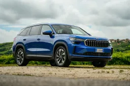 Prova in anteprima Skoda Kodiaq 2024: il SUV a 7 posti si rinnova, quanto costa e come si guida